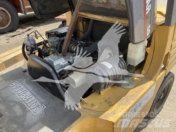 CAT GP25 Diesel Stapler