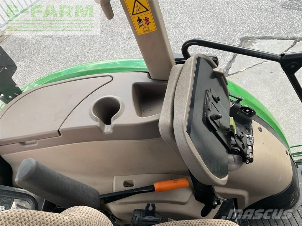 John Deere 5075E Traktoren
