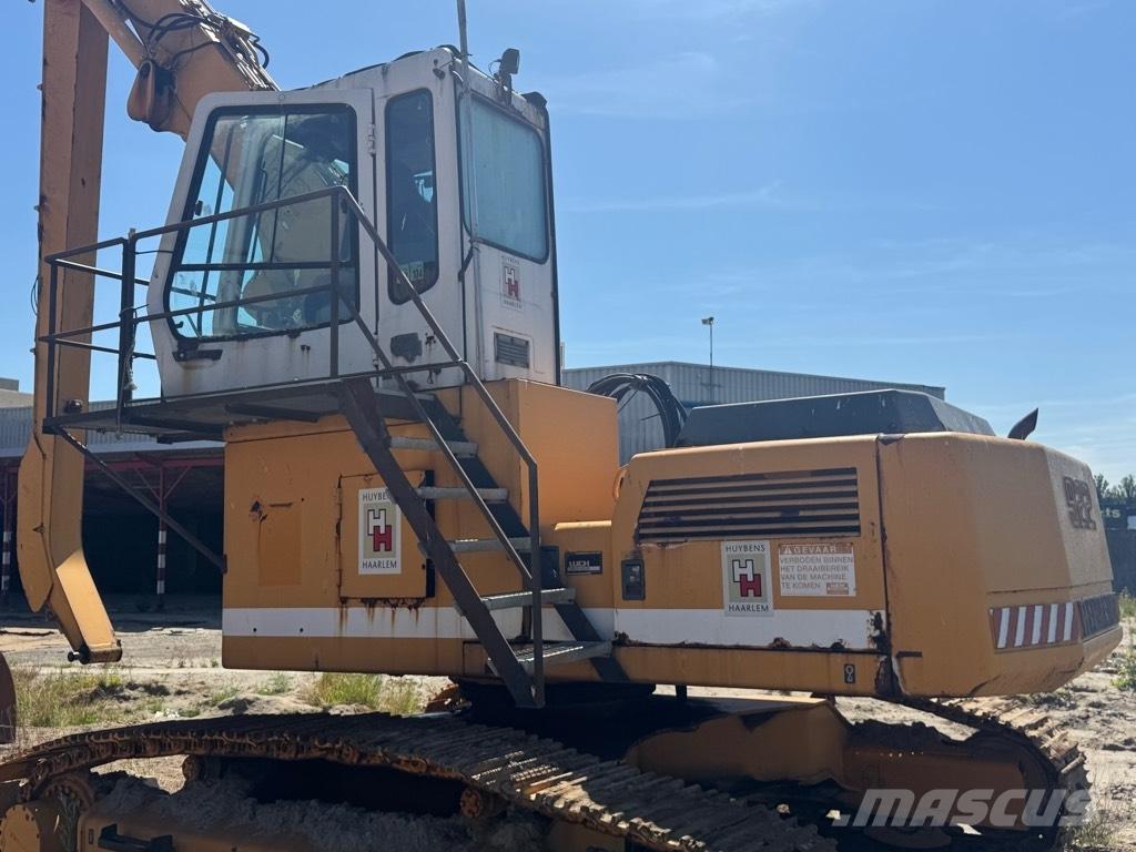Liebherr 922 Materialumschlag