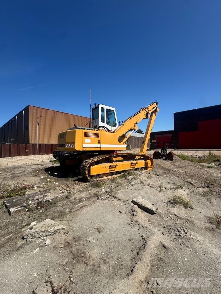 Liebherr 922 Materialumschlag