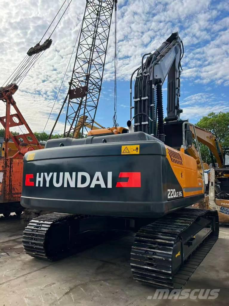 Hyundai R220LC-9S Midibagger  7t - 12t