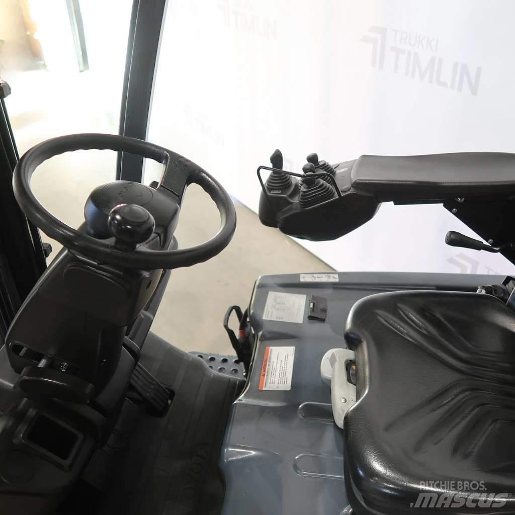 Toyota 8FBEK16T Elektro Stapler