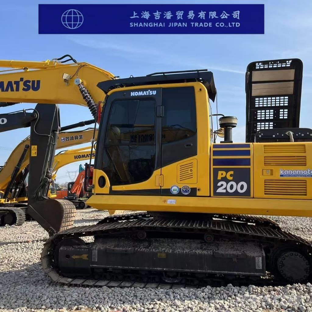 Komatsu PC 200-8 Raupenbagger