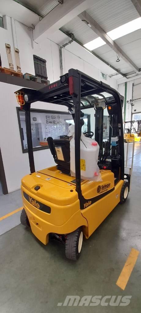 Yale ERP 18 VF LWB Elektro Stapler