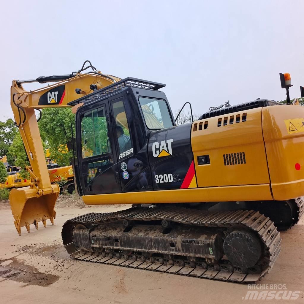 CAT 320 D2L Raupenbagger