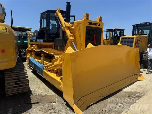 Shantui SD 32 Bulldozer