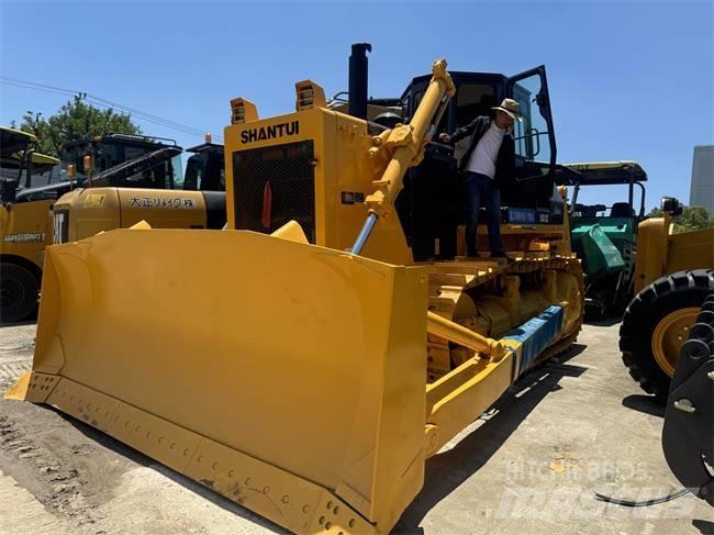 Shantui SD 32 Bulldozer