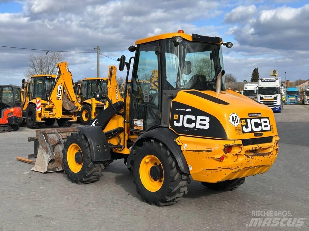 JCB 409 AGRI Radlader