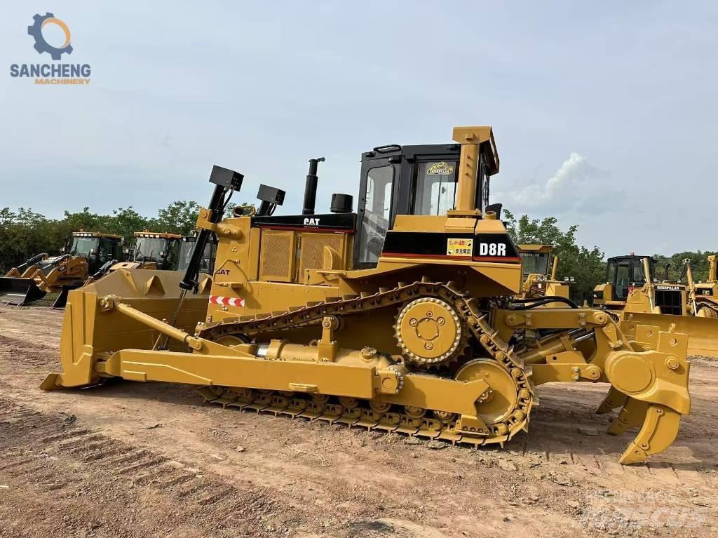 CAT D 8 R Bulldozer