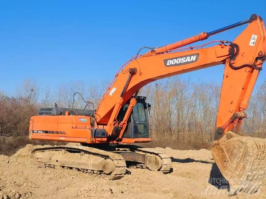 Doosan DX 380 LC Raupenbagger