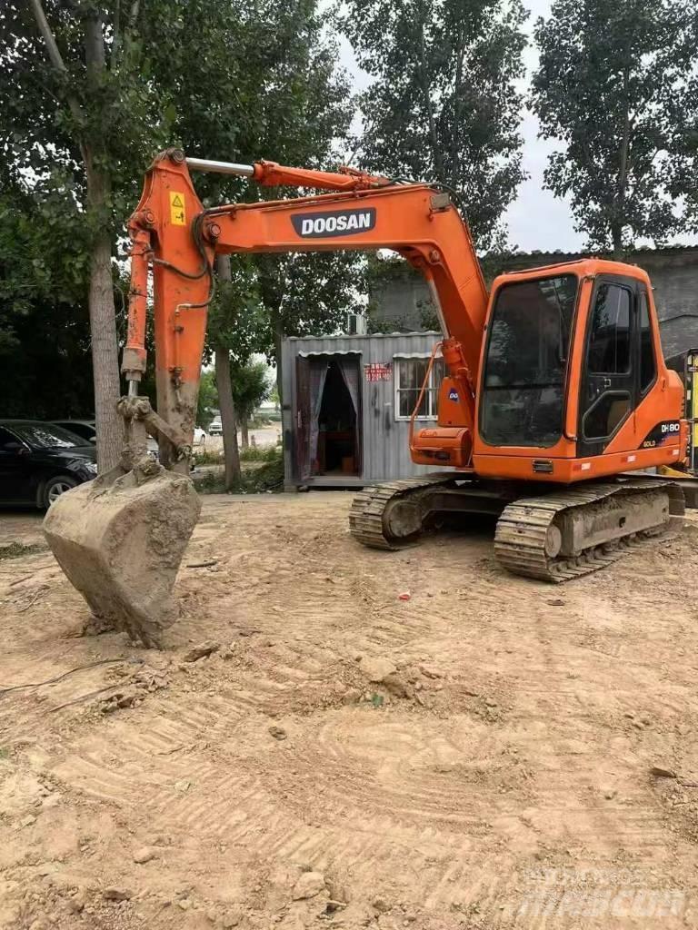 Doosan DH80 Raupenbagger