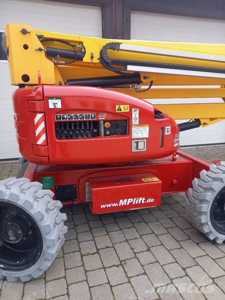 Niftylift HR 17 Gelenkteleskoparbeitsbühnen