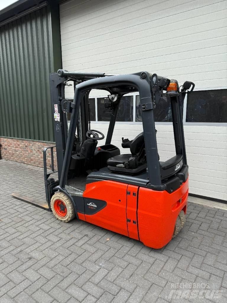 Linde E16-02 Elektro Stapler