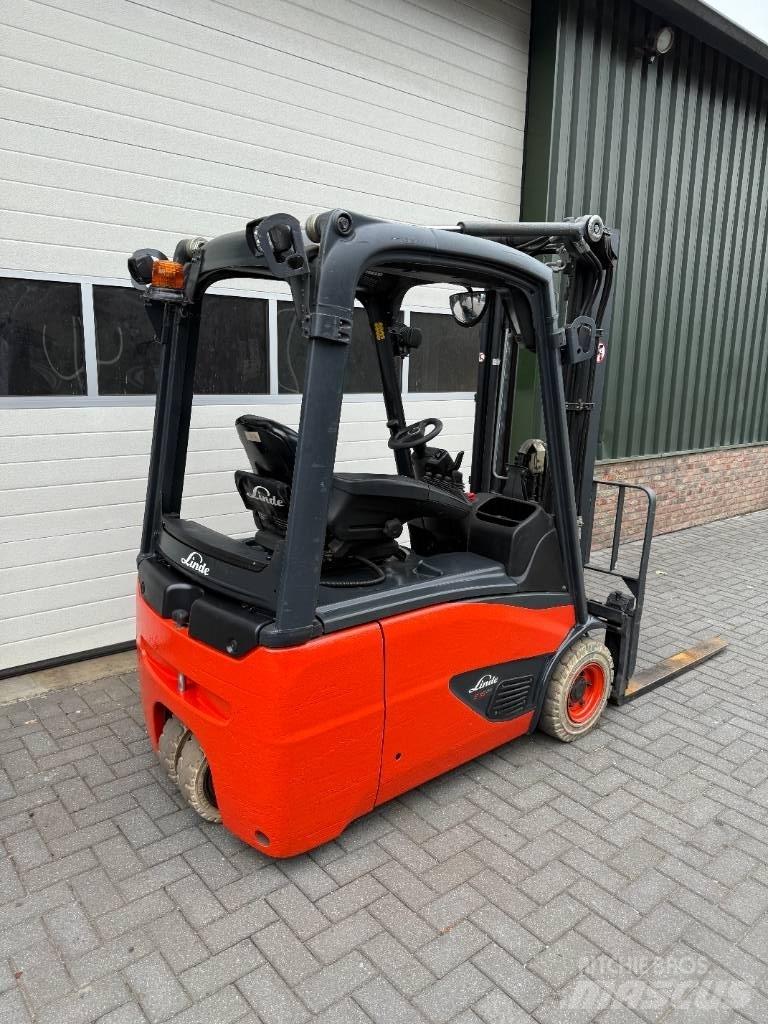 Linde E16-02 Elektro Stapler