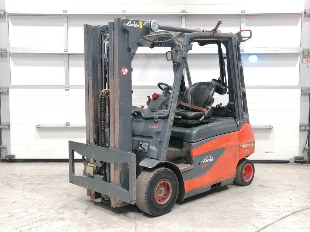 Linde E30-01 Elektro Stapler