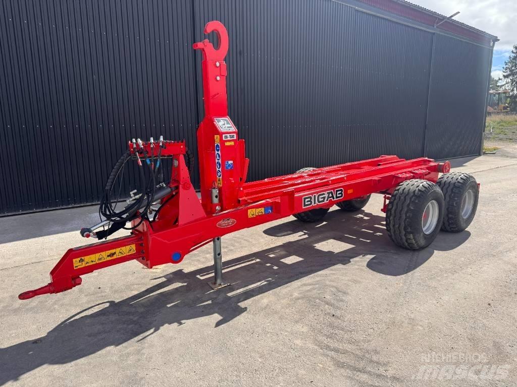 Bigab 8-12 Anhänger mit Hakenlift
