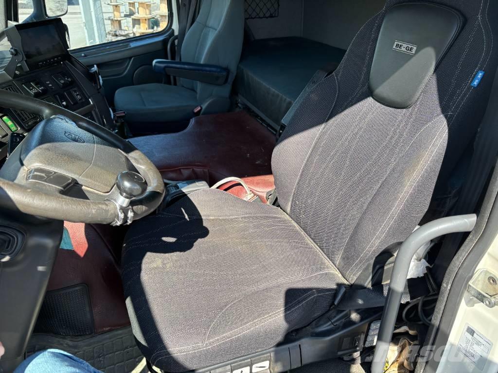 Volvo FM 460 Plogbil Abrollkipper