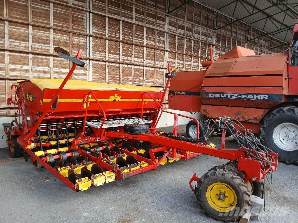 Väderstad Rapid400C Drillmaschinenkombination
