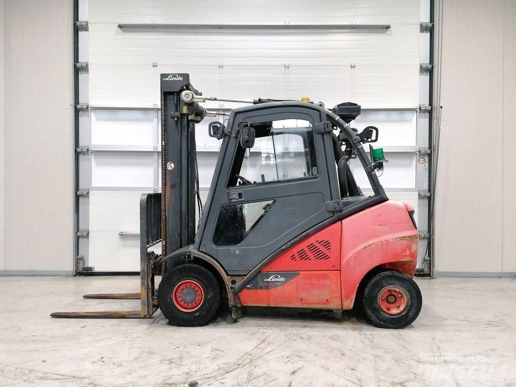 Linde H30D-02 Diesel Stapler