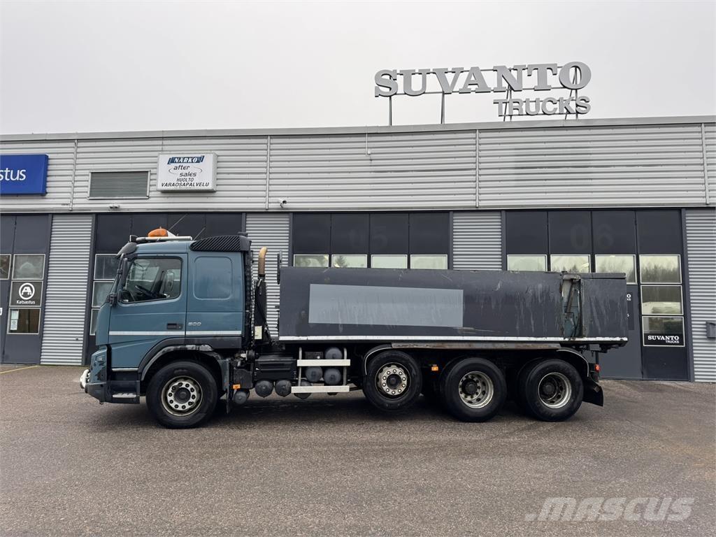 Volvo FMX 8x4 Kipper