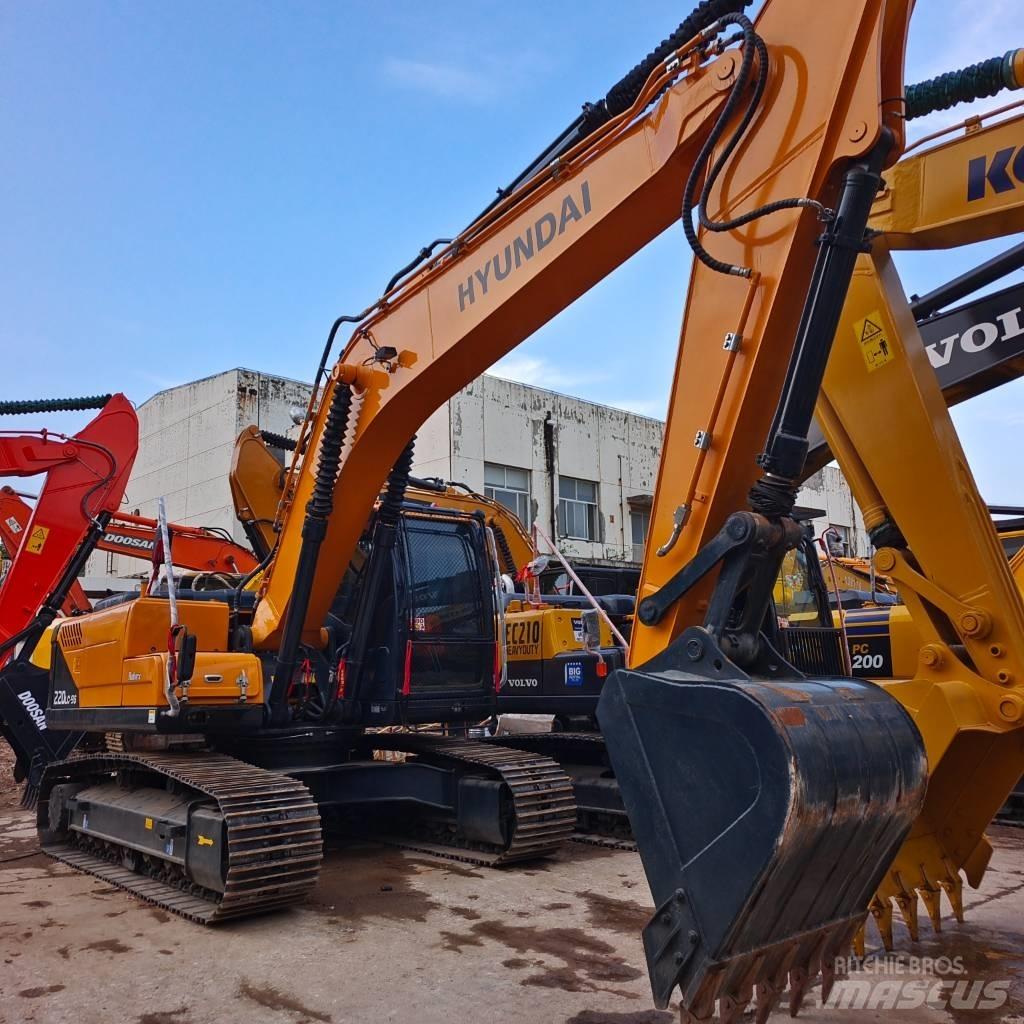 Hyundai 220lc-9s Raupenbagger