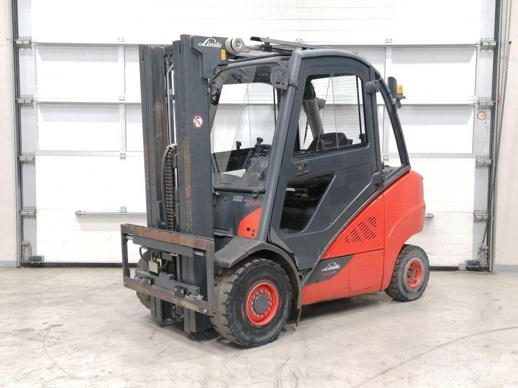 Linde H30D-02 Diesel Stapler