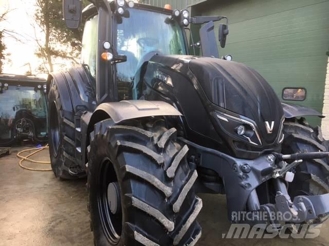 Valtra T 234 V Traktoren