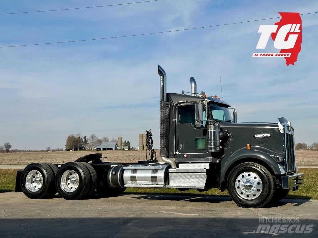 Kenworth W900 Sattelzugmaschinen