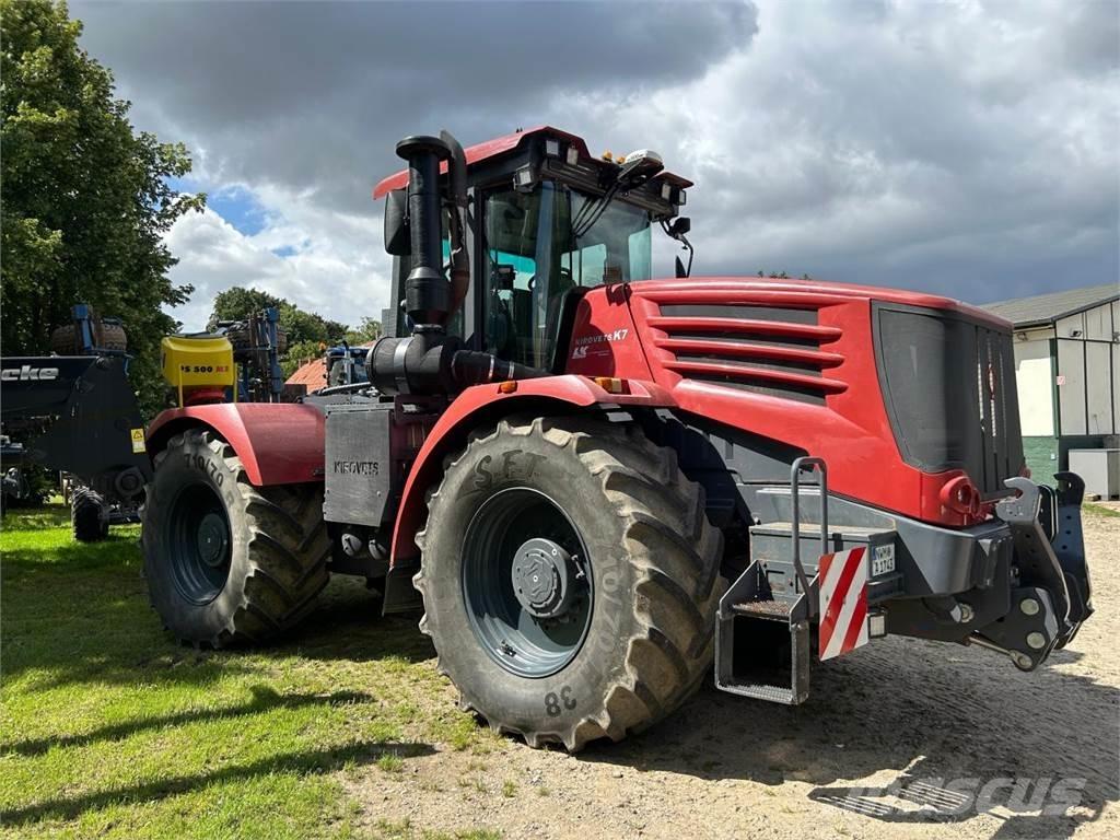 Kirovets K 743 Traktoren