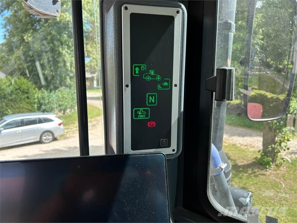 Kirovets K 743 Traktoren