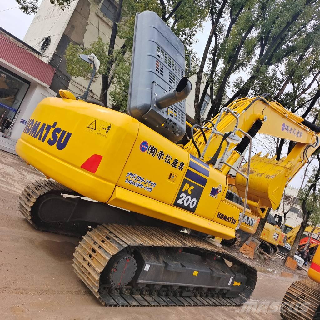 Komatsu PC 200-8N1 Raupenbagger