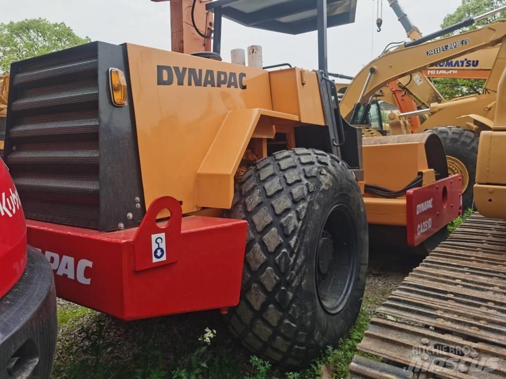 Dynapac CA 251 D Walzenzüge