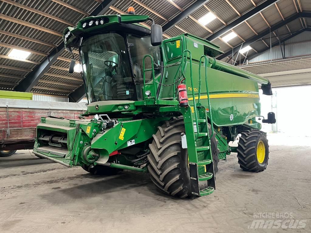 John Deere T670 Mähdrescher