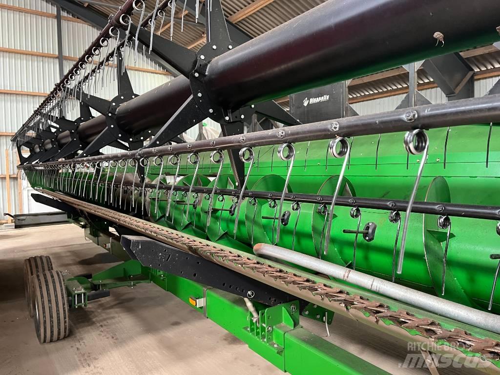 John Deere T670 Mähdrescher