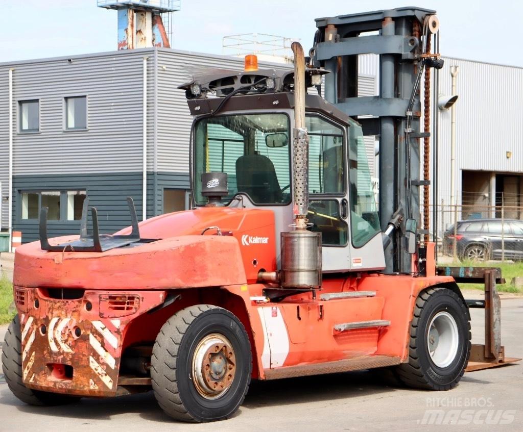 Kalmar DCE 150-12 Diesel Stapler