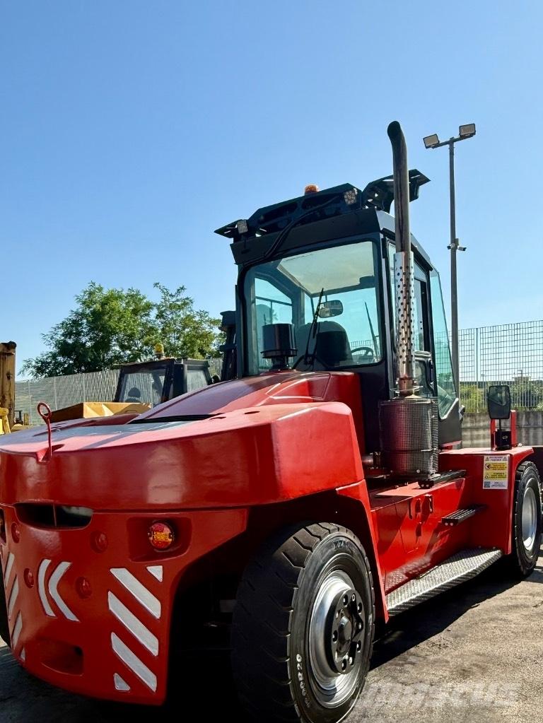 Kalmar DCE 150-12 Diesel Stapler