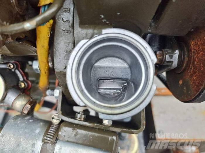  Engines F4L912 Transport Sonstige