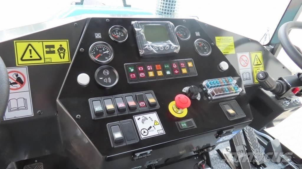 Ammann ART 240 Gummiradwalzen