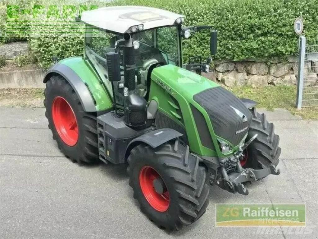 Fendt 828 vario s4 Traktoren