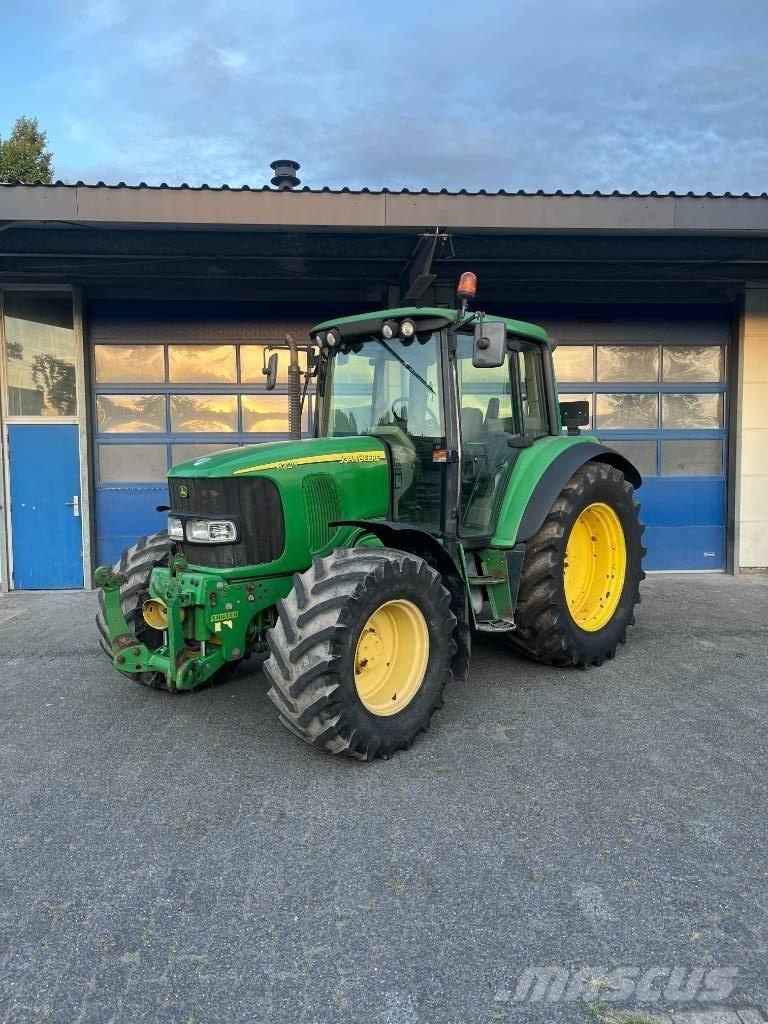 John Deere 6220 Traktoren