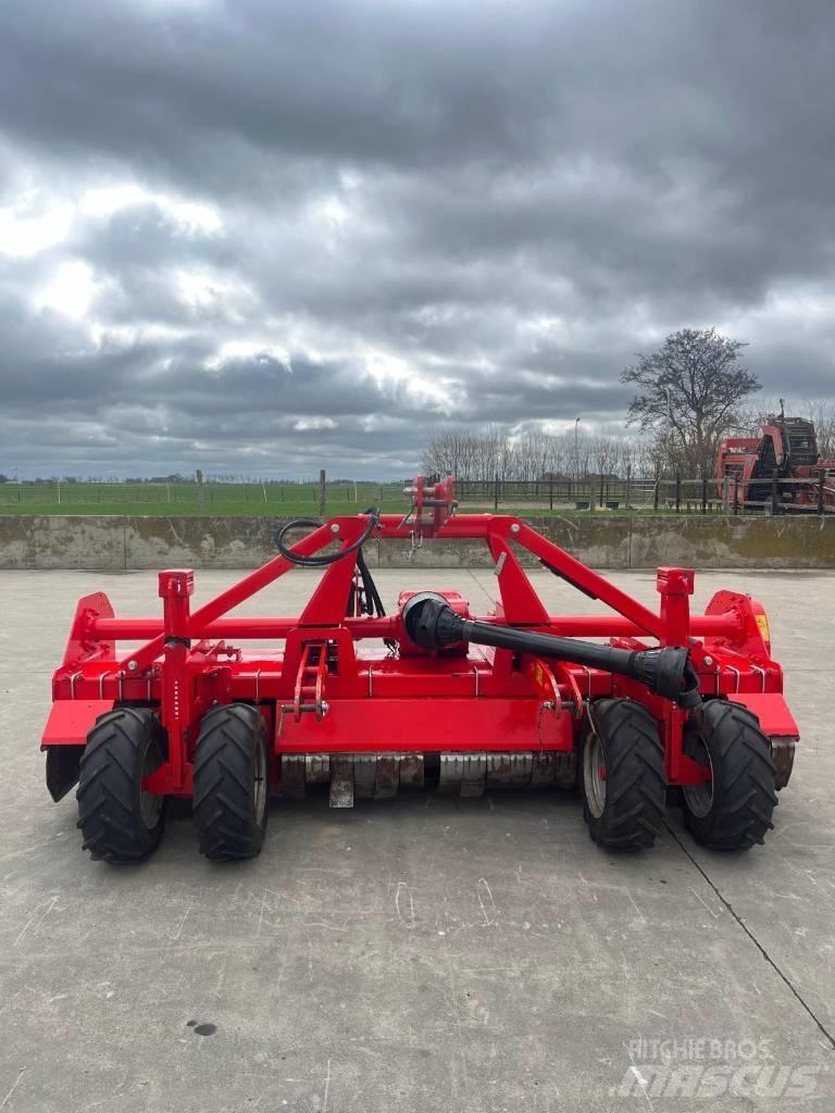  ConceptAGRI SFB300 Sonstige Bodenbearbeitung