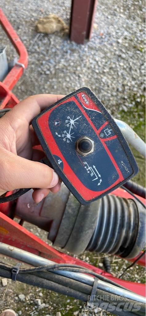Kuhn GA 6632 Schwader
