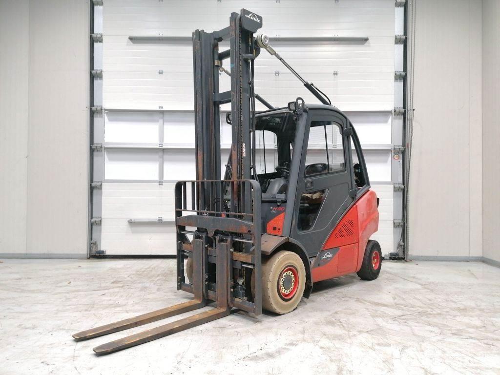 Linde H30TCNG-02 Gas Stapler