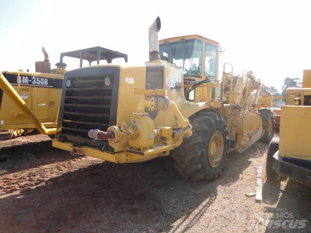 CAT RM 500 Asphaltfräsen