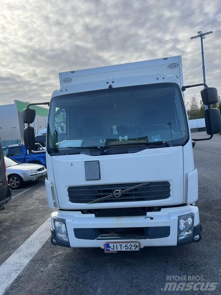 Volvo FL240 Kastenaufbau