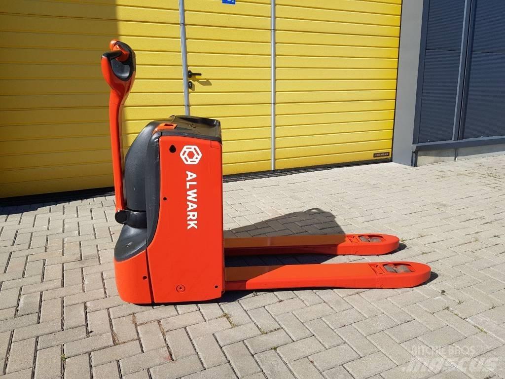 Linde T16 Handhubwagen