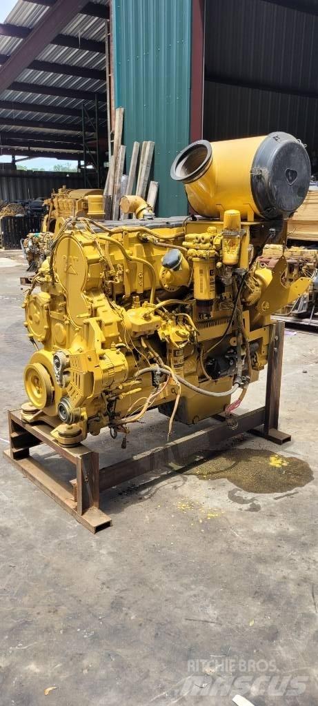 CAT C15 Geländestapler