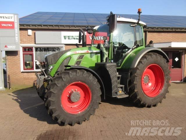 Fendt 718 GEN6 Traktoren