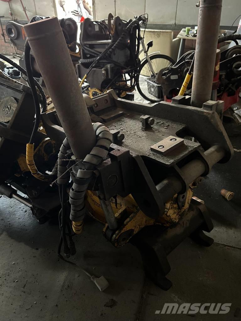 Engcon Tiltrotator Rotationsschaufel