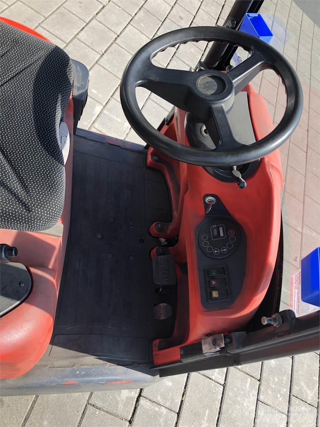 Linde P60Z Schlepper